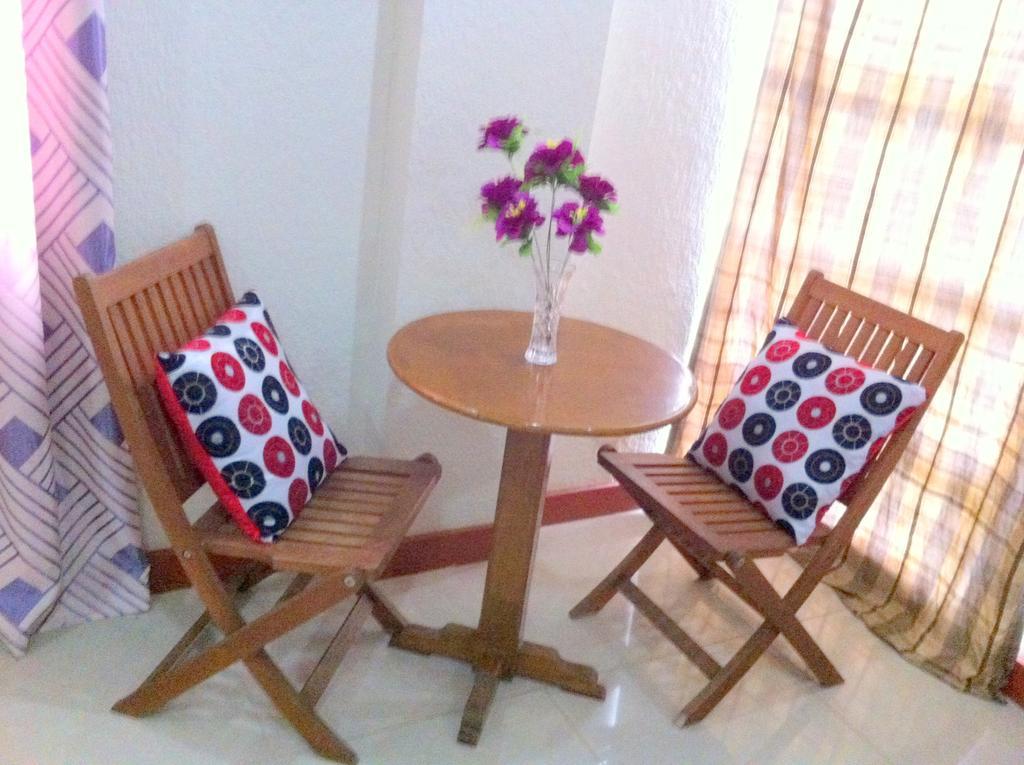Casanas Suites Puerto Princesa Eksteriør bilde