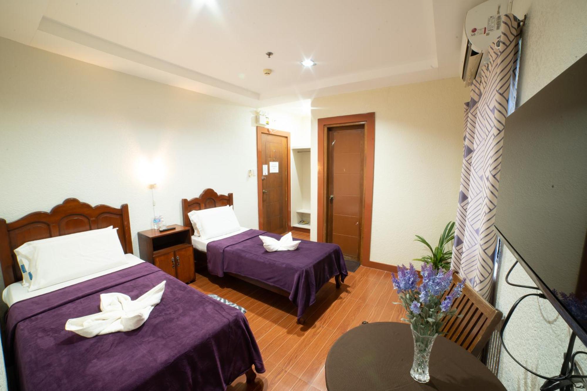 Casanas Suites Puerto Princesa Eksteriør bilde
