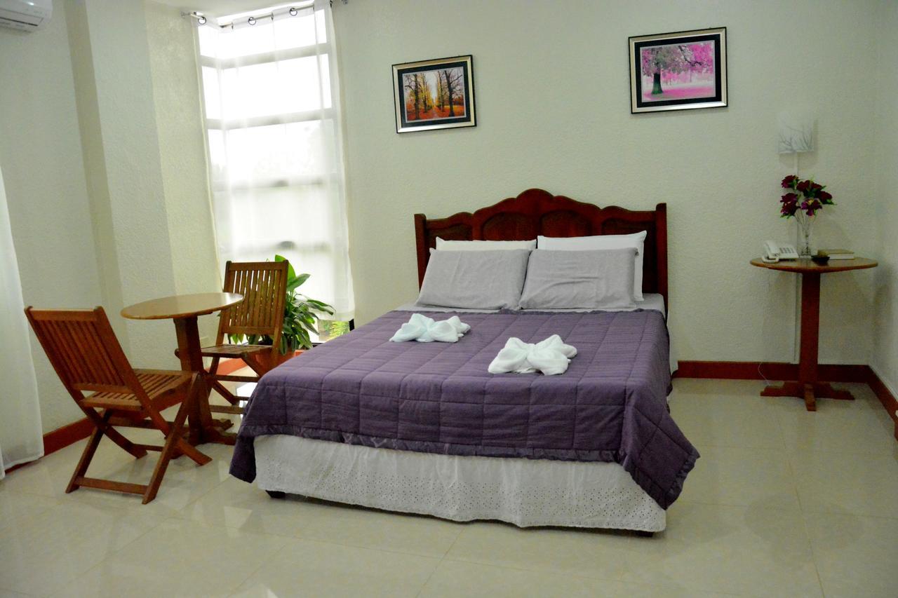 Casanas Suites Puerto Princesa Eksteriør bilde